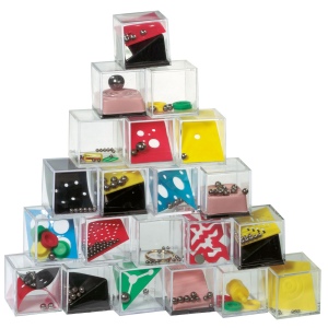 Assortiment de 24 jeux TRICKY THING