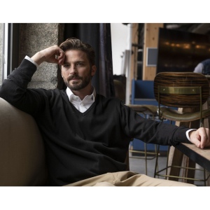Pull col V homme
