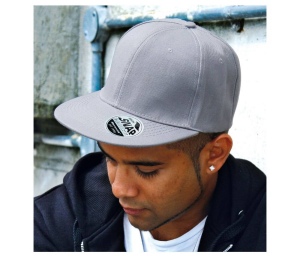 Casquette style rappeur