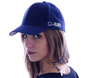 Attache casquette