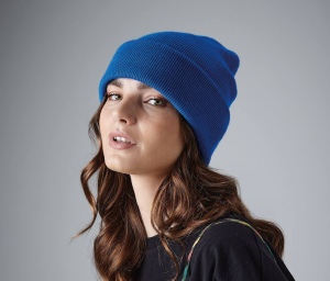 Bonnet acrylique avec rabat