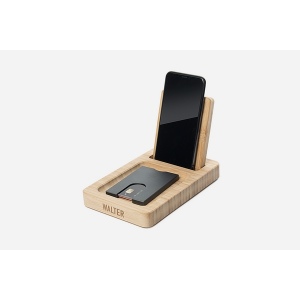 Walter Wallet Standing Dock
