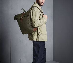 Sac à dos en toile cirée traditionnel
