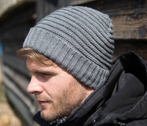 Bonnet tressé