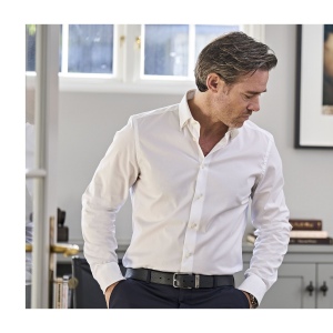 Chemise homme stretch et ajustée