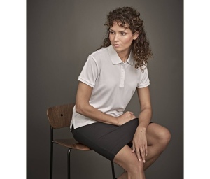 Polo femme en polyester recyclé