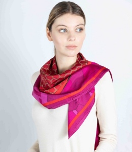 Foulard en création de dessin 100% twill polyester imprimé - 60 x 60 cm