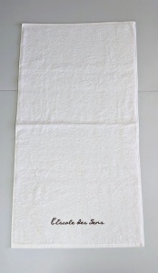 Drap de bain avec logo brodé
