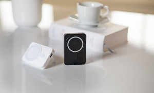 Batterie de secours noir avec fonction charge inductive