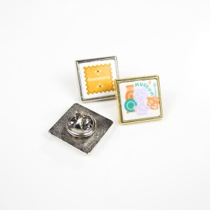 Pin's carré 18 mm - Argent