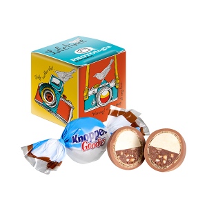 Mini-cube publicitaire avec Knoppers Goodies