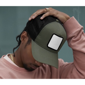 Casquette trucker avec empiècement