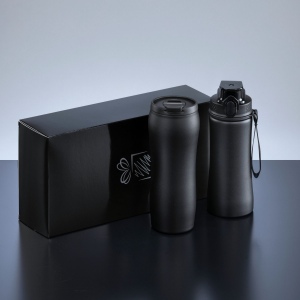 Ensemble boisson : mug isotherme et bouteille en acier