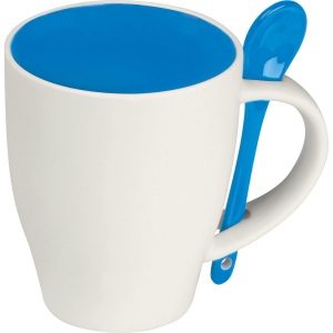 Tasse en porcelaine avec cuillère