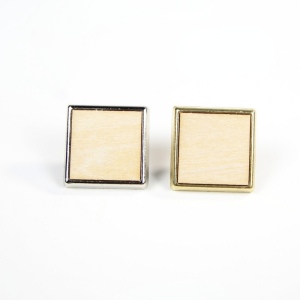 Pin's Carré Bois - France