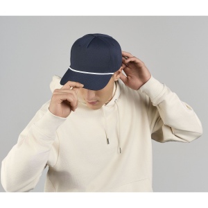 Casquette 5 pans avec liseré contrasté