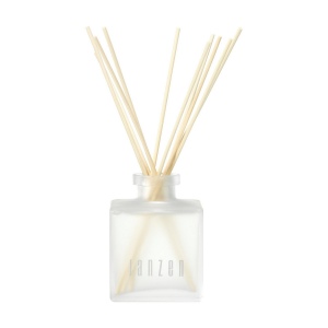 Huile parfumée avec bâtonnets