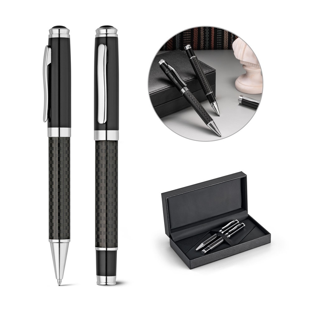 CHESS. Kit roller et stylo à bille en métal et fibre de carbone avec mécanisme twist