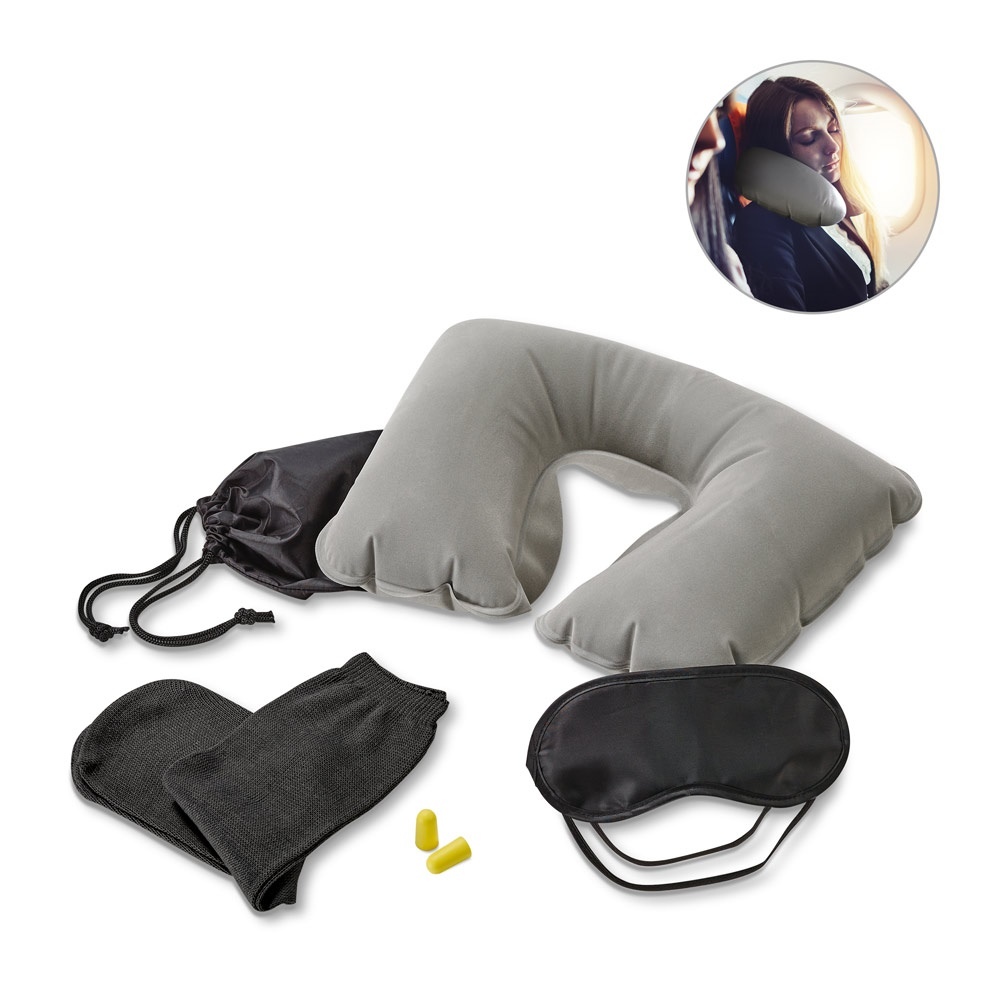 Travel set