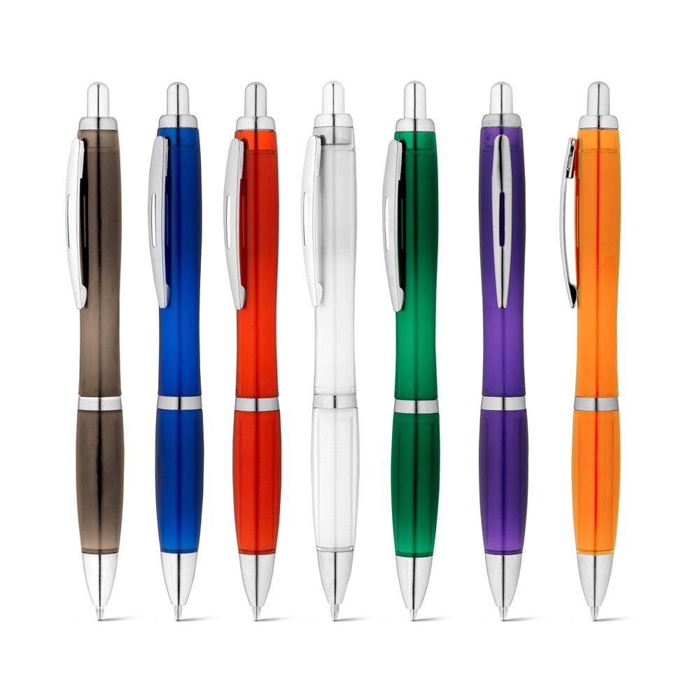 SWING rPET. Stylo bille en 100% rPET avec attache métallique