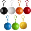 Etui boule contenant un poncho Pippa