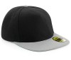 Casquette style rappeur visière contrastée
