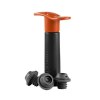 Pompe à vin + 3 bouchons Le Creuset