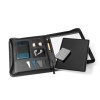 EMERGE FOLDER. Porte documents A4 en 300D 100% rPET avec fermeture éclair