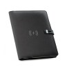 EMERGE A5 FOLDER. Porte documents A5 en 300D 100% rPET avec chargeur sans fil