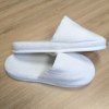 Chaussons de luxe en micro éponge avec logo brodé