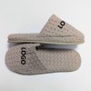 Chaussons de luxe en nid d'abeille avec logo brodé