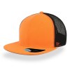 Casquette visière plate style trucker