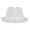 Chapeau en polyester avec bande