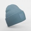 Bonnet à large revers avec patch ton sur ton