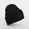 Bonnet à large revers avec patch ton sur ton