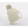 Bonnet avec pompon et patch