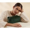 Pochette en velours