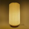Lampe LED en papier pliable Coollux Aurora Tall sur base en bois, 32cm