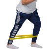 Bandes élastiques de fitness dans une boîte en plastique