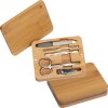 Set de manucure dans un étui en bambou