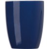 Tasse colorée et intérieur blanc