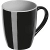 Tasse colorée et intérieur blanc