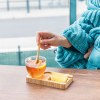 Plateau de service avec cuillère en bambou intégrée
