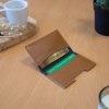 PORTE-CARTES FOLIO AVEC OU SANS ANTI-RFID EN SIMILI-CUIR LISSE MARRON