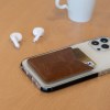 PORTE-CARTE POUR SMARTPHONE AVEC ADHESIF 3M EN CUIR VERITABLE MARRON FONCE