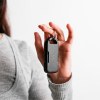 Porte-clés Evergreen Go 2-en-1 avec batterie externe. rTPE