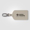 Étiquette de bagage Malmö en métal recyclé avec mousqueton – 6,5 × 17,5 cm (+Sérigraphie)