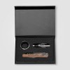 Set cadeau Essex d’accessoires pour vin en acier inoxydable et bois FSC – 3 pièces (+Laser)