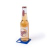 Sous-verre avec décapsuleur