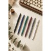 CLINT TOUCH. Stylo à bille au design moderne, fabriqué à partir d'aluminium recyclé (100% rAL), avec une finition en caoutchouc